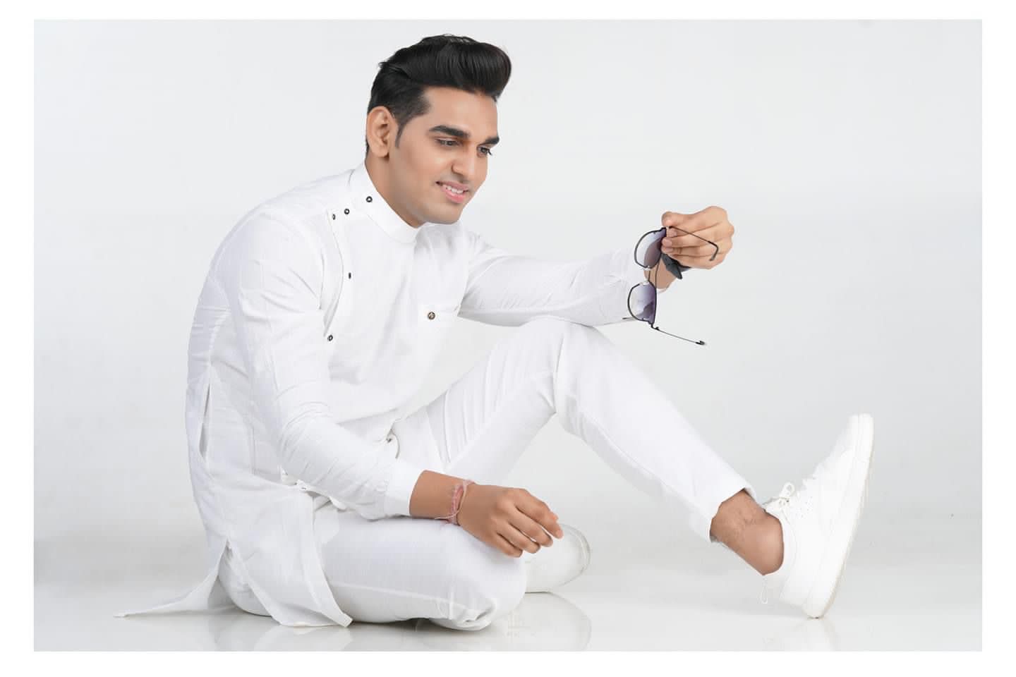 Shailesh Ghanchi will feature in a Friendship Song Teri Meri Yaariyaan Music Video Is Releasing Very Soon