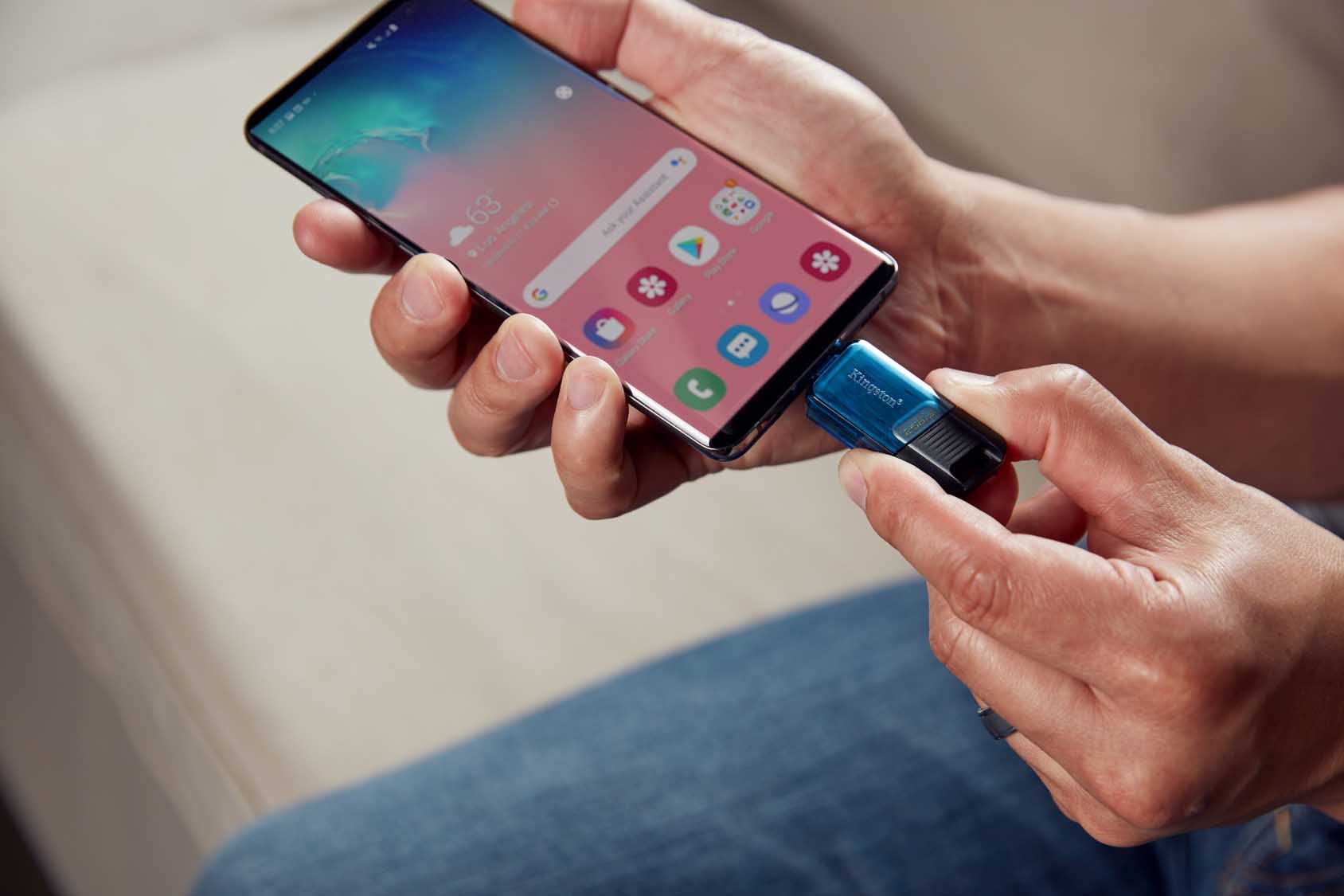 Kingston Launches Two New DataTraveler Storage Solutions for Users On-the-Go