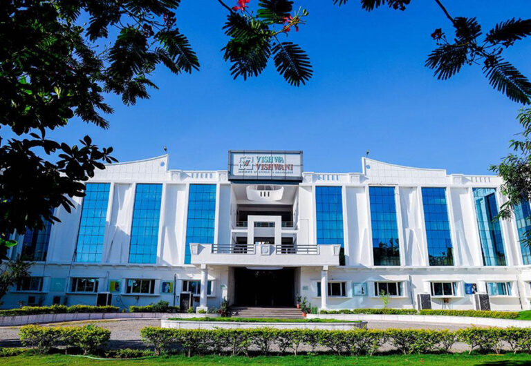 Vishwa Vishwani Institute of Systems and Management, VVISM, Apprenticeship Embedded Degree Programme, Computer S