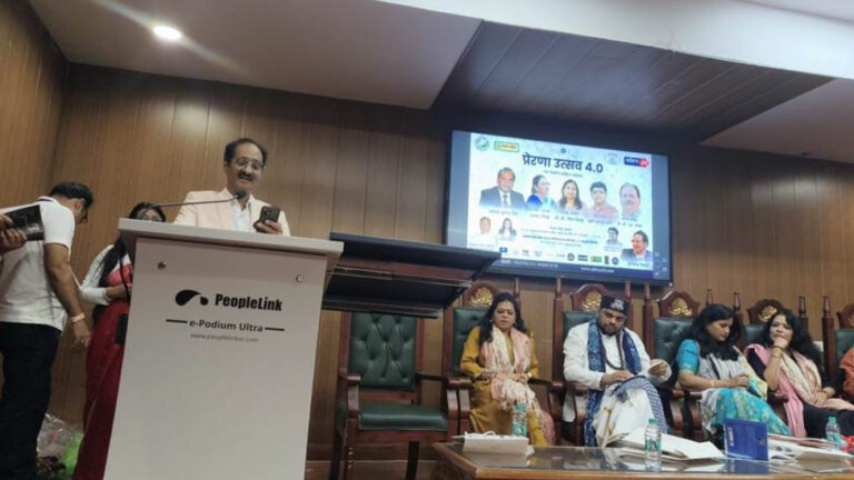 Ravi Kapoor at the podium during Prerna Utsav 4.0.